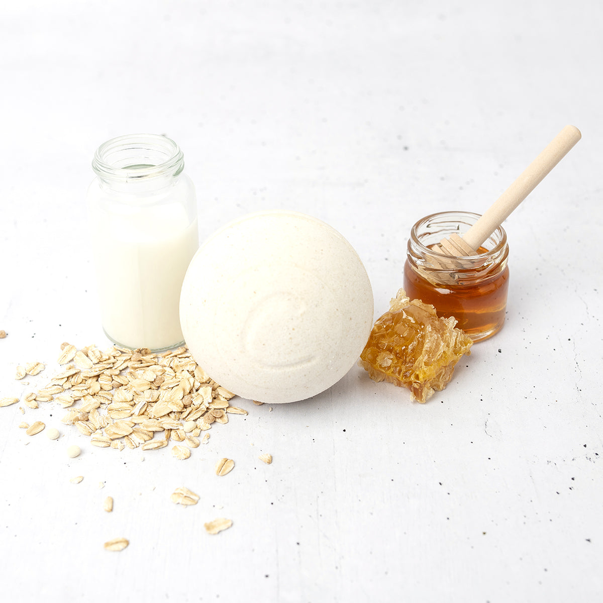 100% Natural - Cleopatra Therapy Bath Bomb