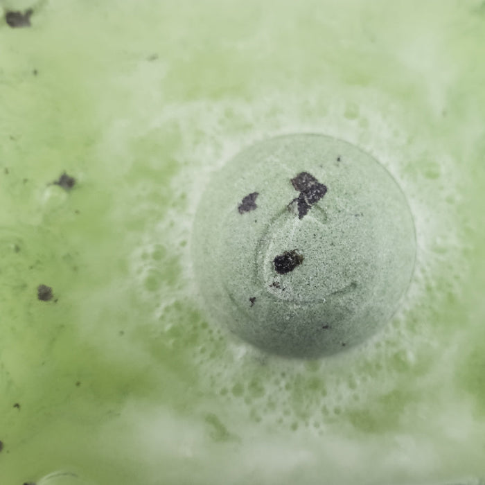 100% Natural - Seaweed Therapy Bath Bomb